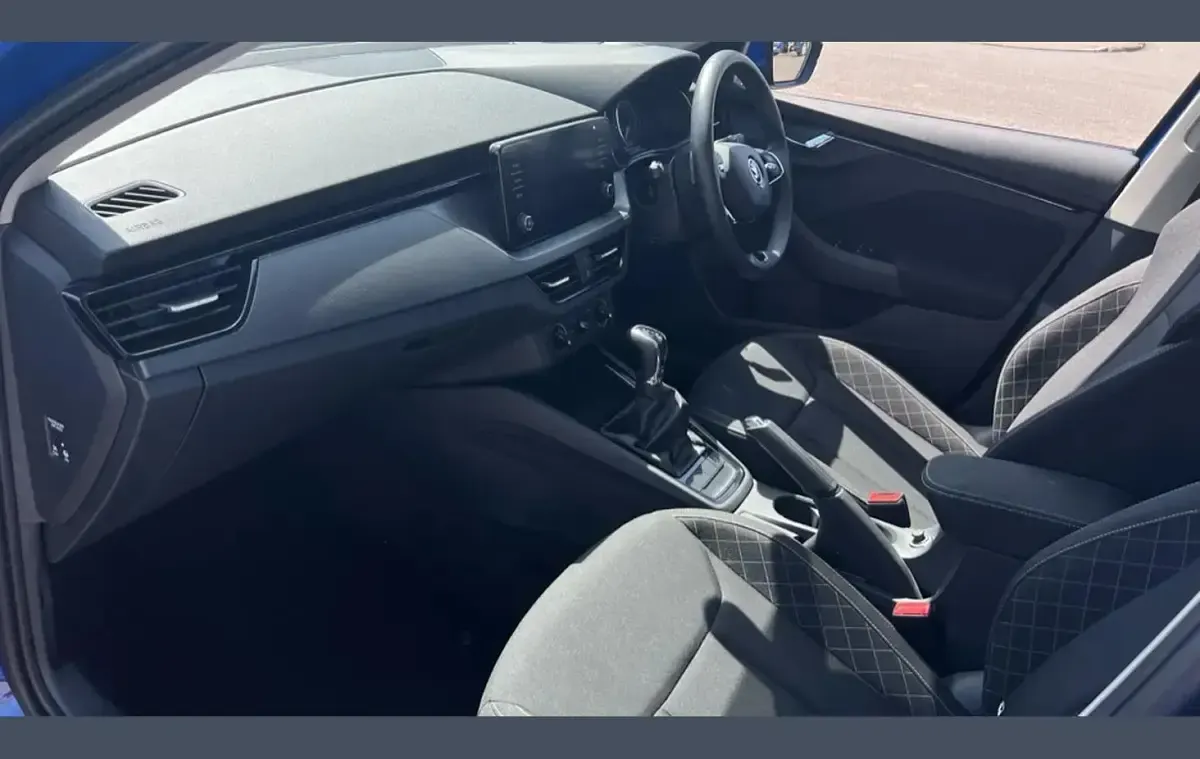 Gebraucht Skoda Kamiq SE 115 PS (84 kW) 2024 Blau SUV
