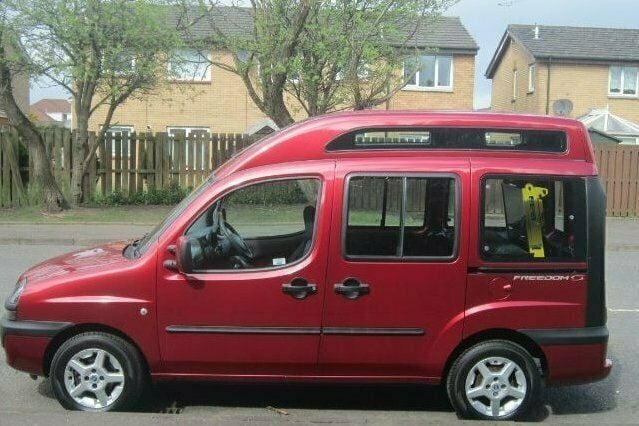 Used Fiat Doblò 105 HP (77 kW) 2004 MPV