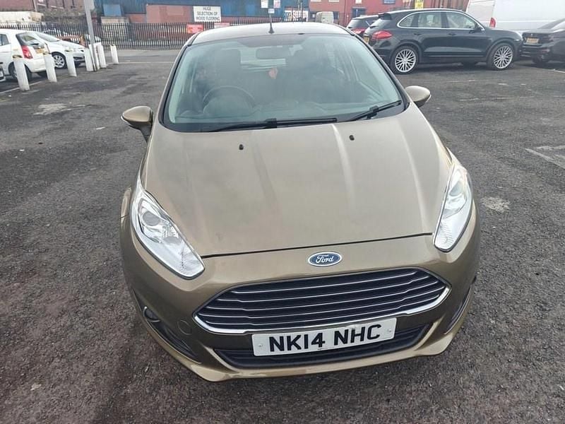 Used Ford Fiesta Zetec 2014 Brown Hatchback