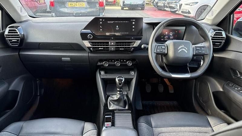 Used Citroën C4 PureTech 99 HP (72 kW) 2022 Red Hatchback