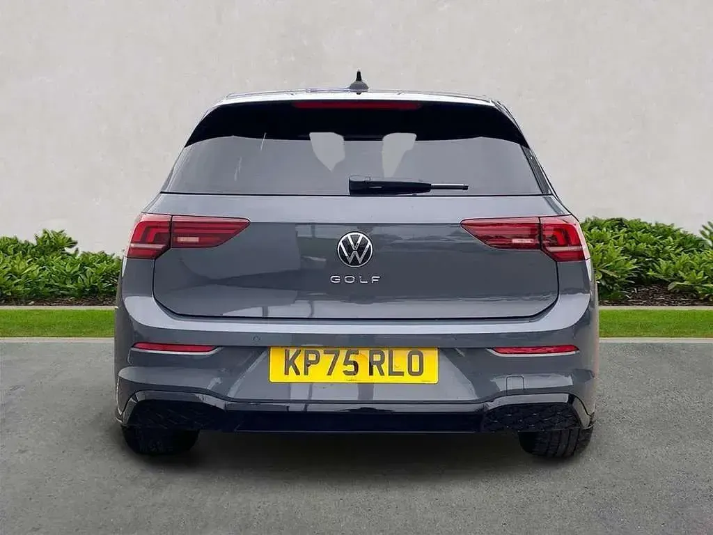 Used VW Golf VIII R-line 150 HP (110 kW) 2025 Grey Hatchback