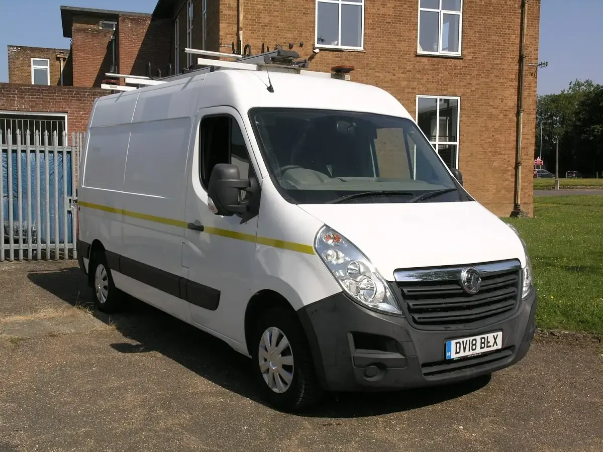 Used Vauxhall Movano 130 HP (95 kW) 2018 White MPV