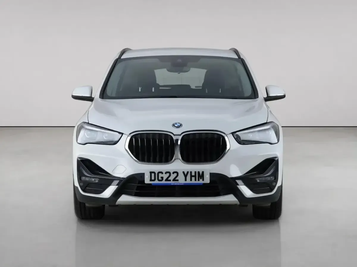 Used BMW X1 Sport Line 220 HP (161 kW) 2022 White SUV