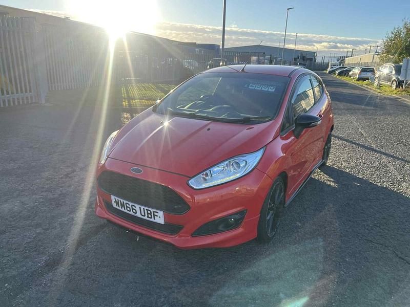 Usado Ford Fiesta ST-Line 2016 Vermelho Citadino