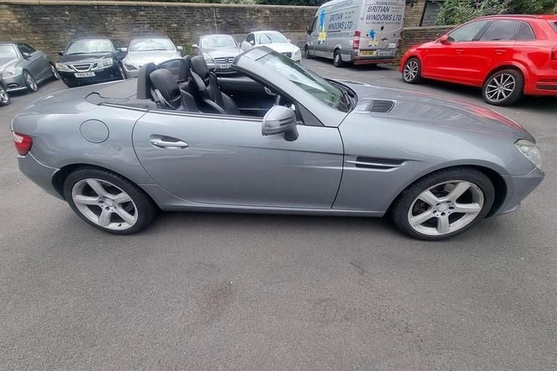 Silver Used 2011 Mercedes SLK250 Cabriolet | £3,375 (Fair price) - Image 1/1