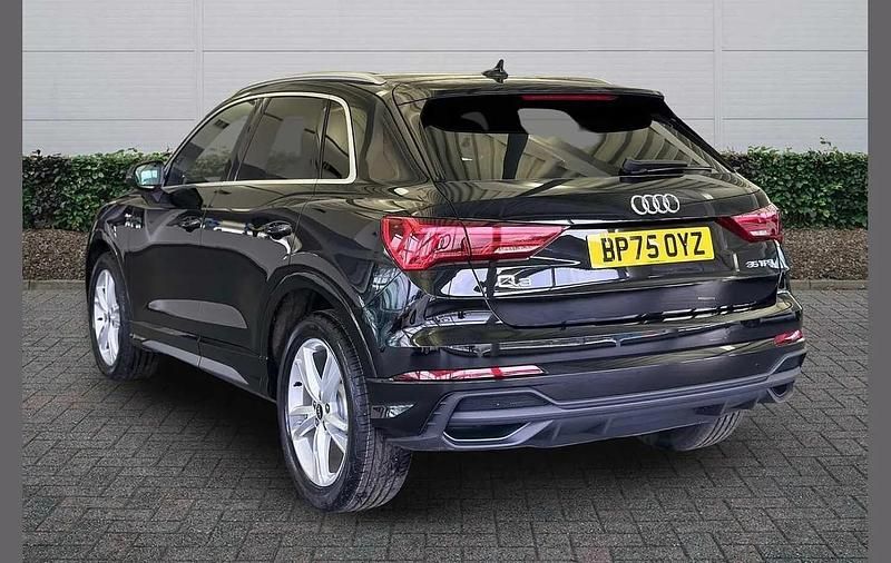 New Audi Q3 S-Line 147 HP (108 kW) 2026 Black SUV