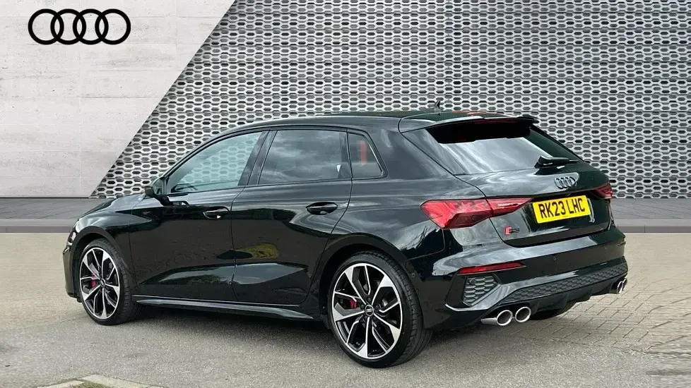 Used Audi A3 Advanced 310 HP (228 kW) 2023 Black Sedan