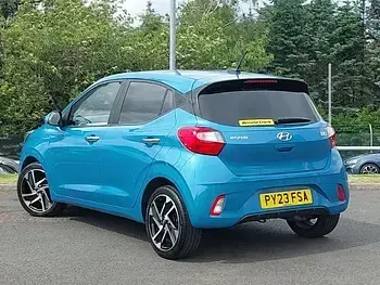Used Hyundai i10 Premium 84 HP (61 kW) 2023 Green Hatchback