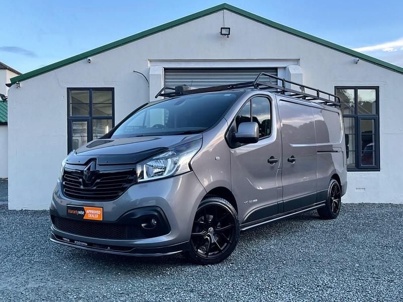 Used Renault Trafic 2019 Grey MPV