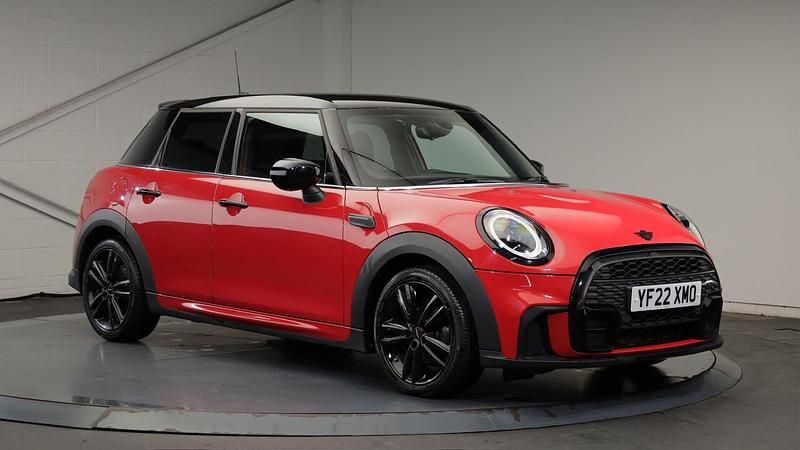 Red Used 2022 Mini Cooper Hatch Hatchback | £19,000 (Fair price) - Image 1/4