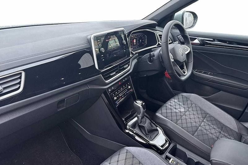 Used VW T-Roc R-line 150 HP (110 kW) 2025 Pyrite silver SUV