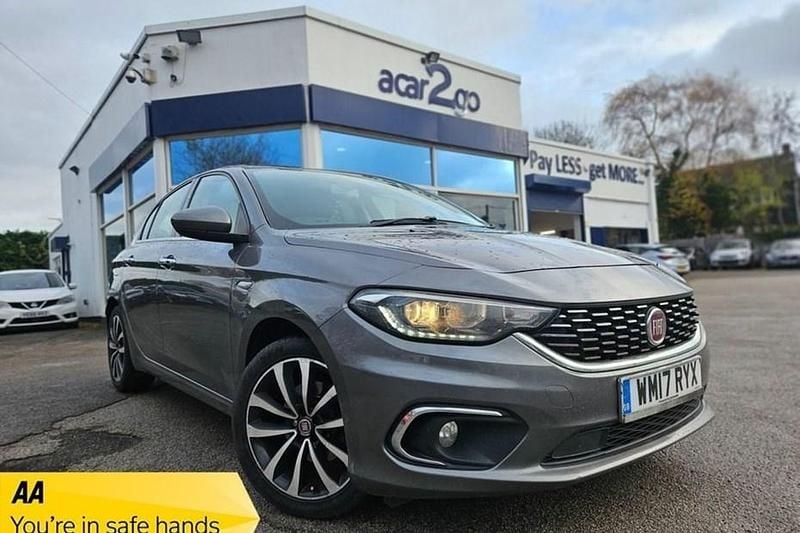 Grey Used 2017 Fiat Tipo Lounge Hatchback | £5,298 (Fair price) - Image 1/1