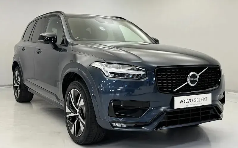 Used Volvo XC90 R-Design 235 HP (172 kW) 2021 SUV