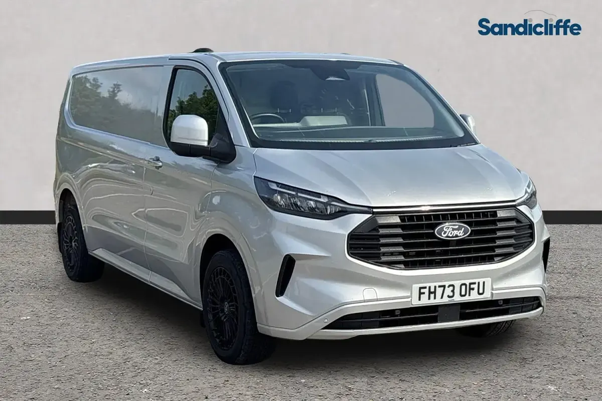 Used Ford Transit Custom Limited 136 HP (100 kW) 2024 Van