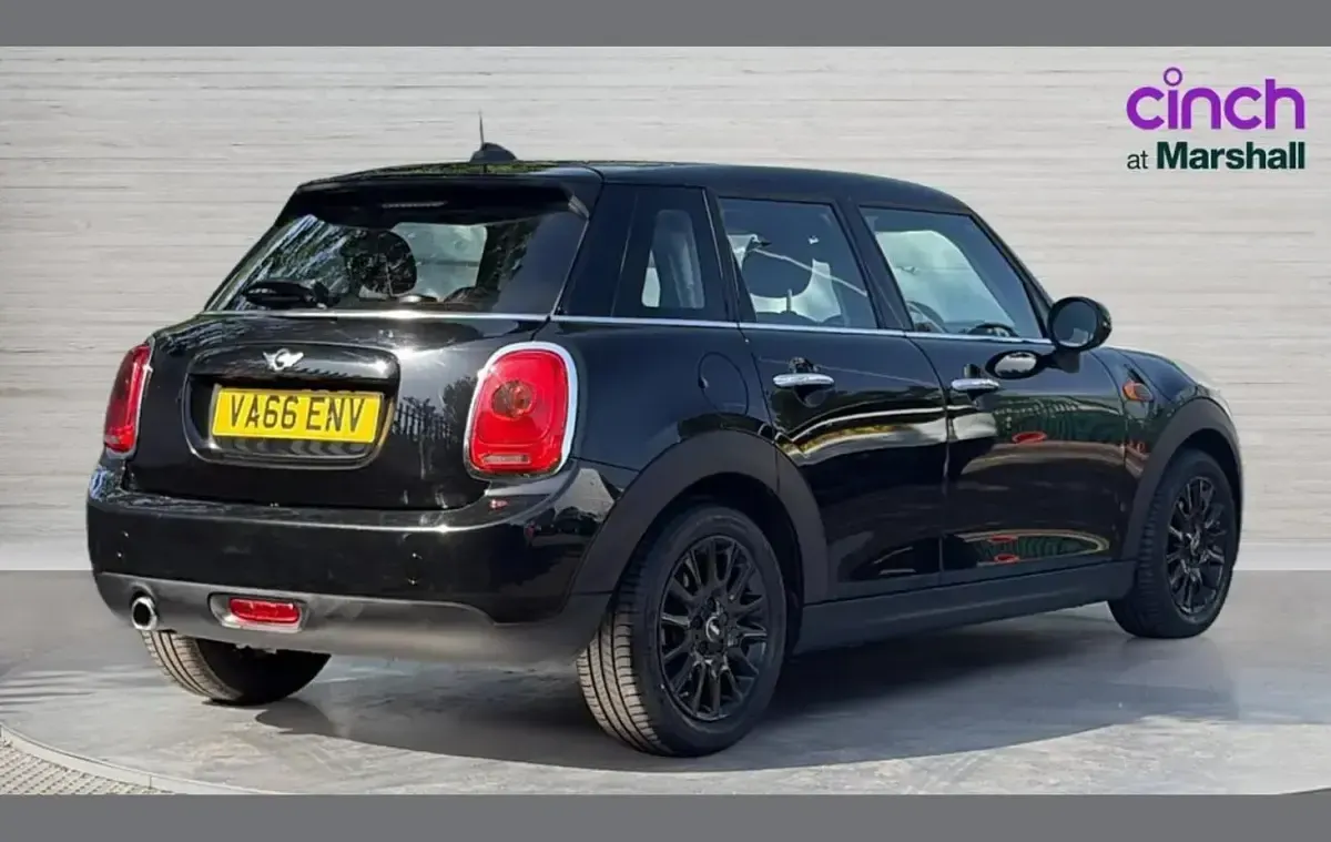 Used Mini Cooper D 113 HP (83 kW) 2016 Black Hatchback