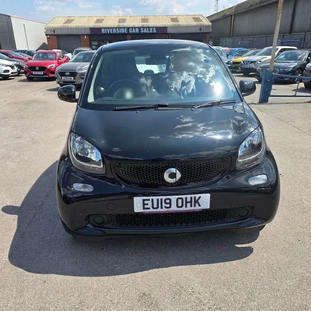 Used Smart ForTwo Coupé Premium 90 HP (66 kW) 2019 Black Coupe