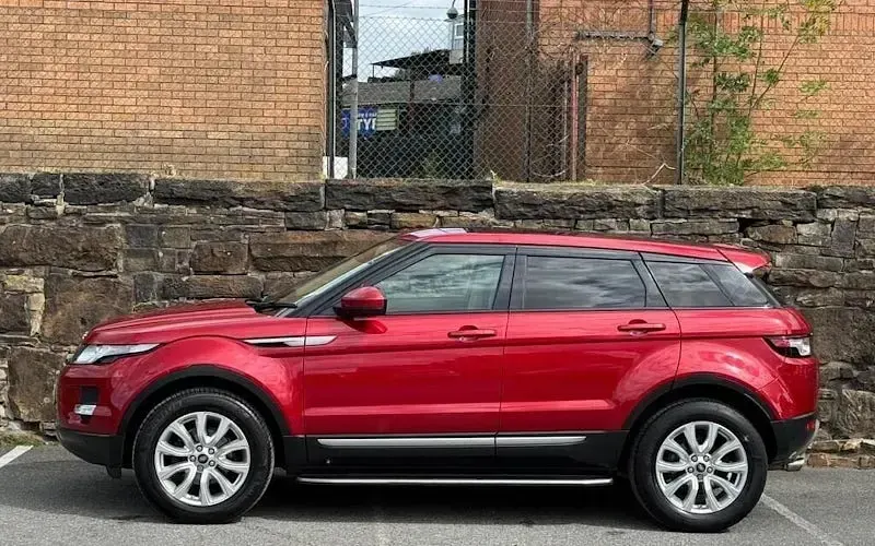 Used Land Rover Range Rover evoque Pure 190 HP (139 kW) 2015 Hatchback