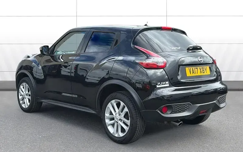 Used Nissan Juke N-Connecta 110 HP (80 kW) 2017 Black SUV