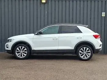 Used VW T-Roc Design 115 HP (84 kW) 2019 White SUV