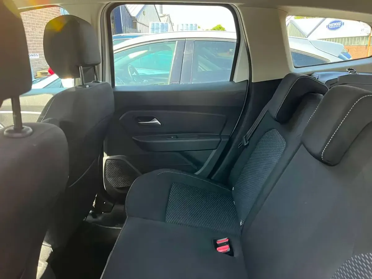 Used Dacia Duster Comfort 2018 White SUV