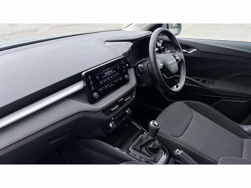 Used Skoda Fabia SE 95 HP (69 kW) 2025 Silver Hatchback