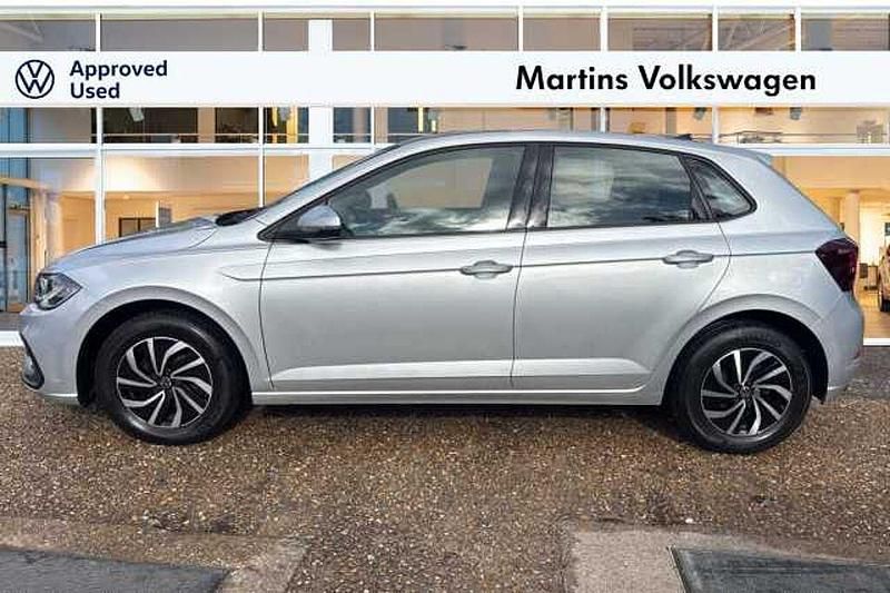 Used VW Polo Life 95 HP (69 kW) 2021 Silver Hatchback