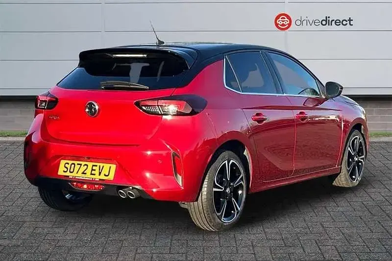 Używany Vauxhall Corsa Ultimate 130 KM (95 kW) 2023 Czerwony Hatchback