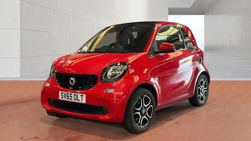 Used Smart ForTwo Coupé Premium 90 HP (66 kW) 2015 Red Coupe