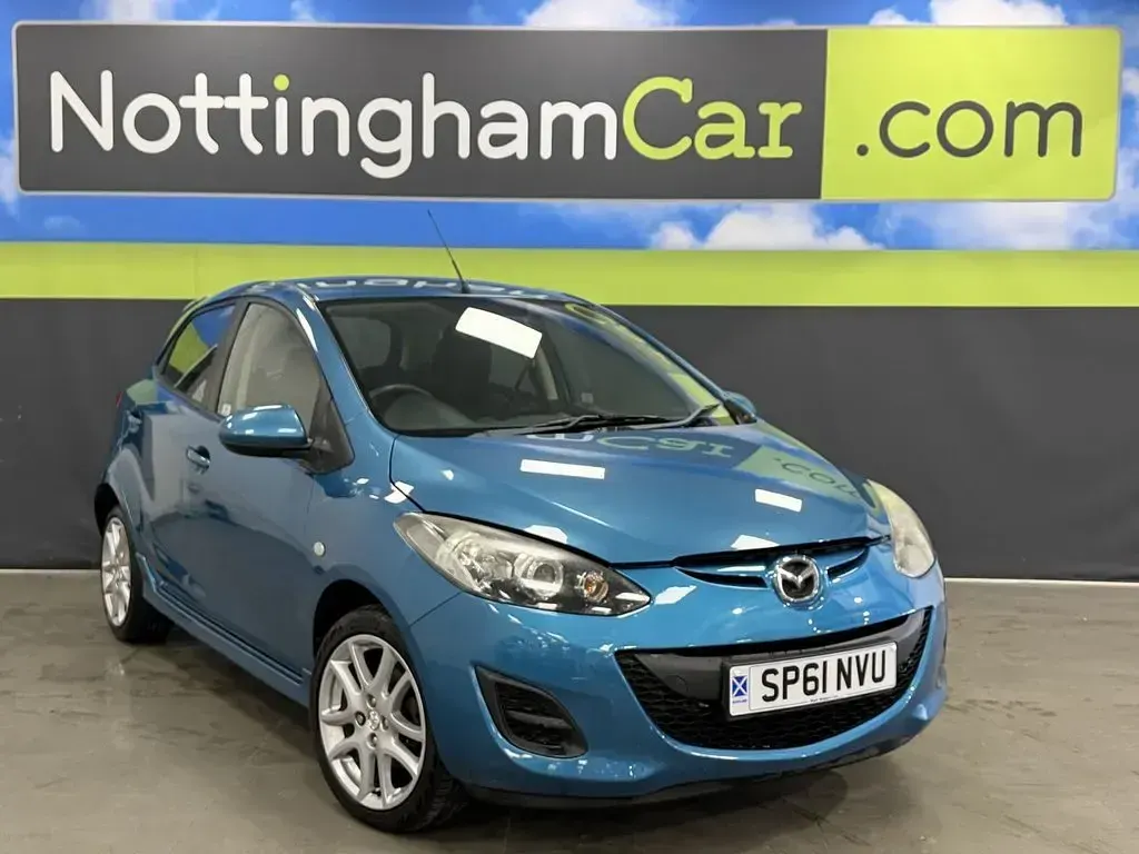 Used Mazda 2 84 HP (61 kW) 2011 Blue Hatchback