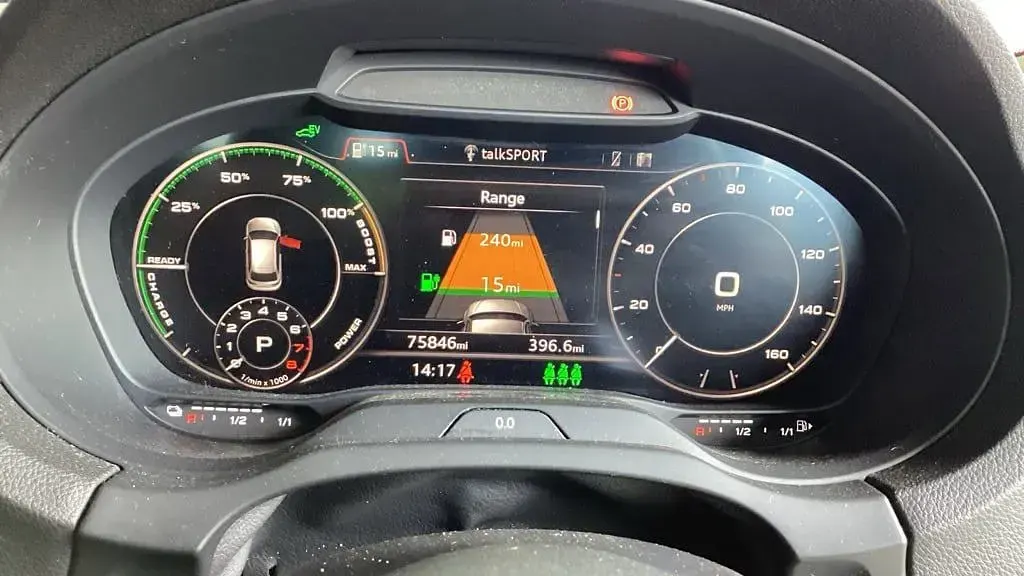 Used Audi A3 e-tron Advanced 2020 Black Hatchback