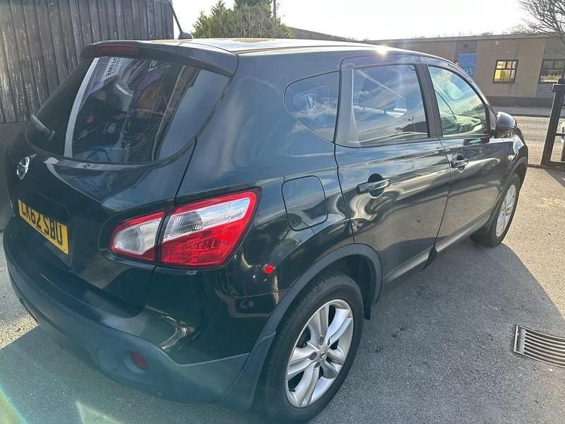 Used Nissan Qashqai Acenta 117 HP (86 kW) 2012 Black SUV