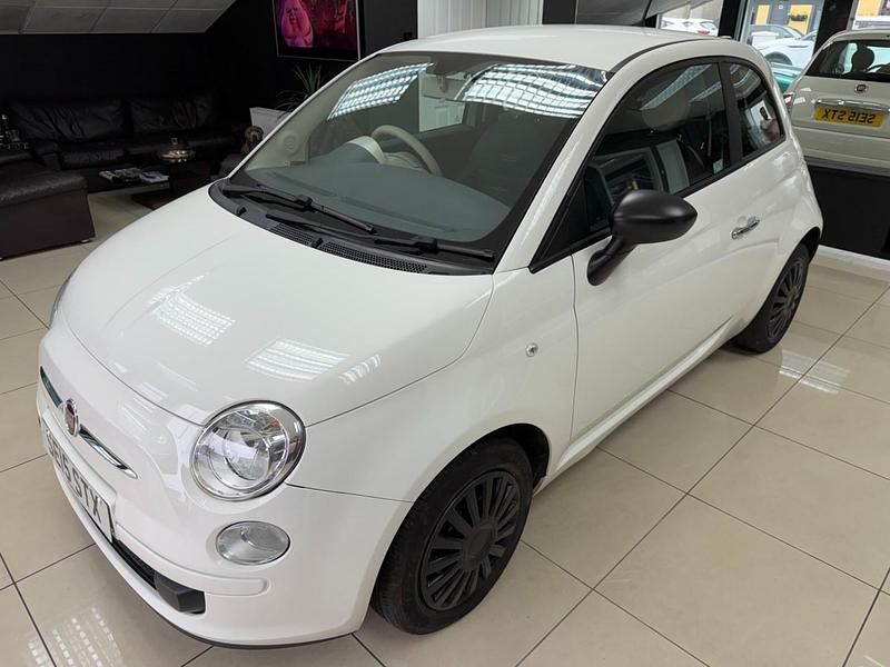 Used Fiat 500 Pop 69 HP (50 kW) 2015 White Hatchback