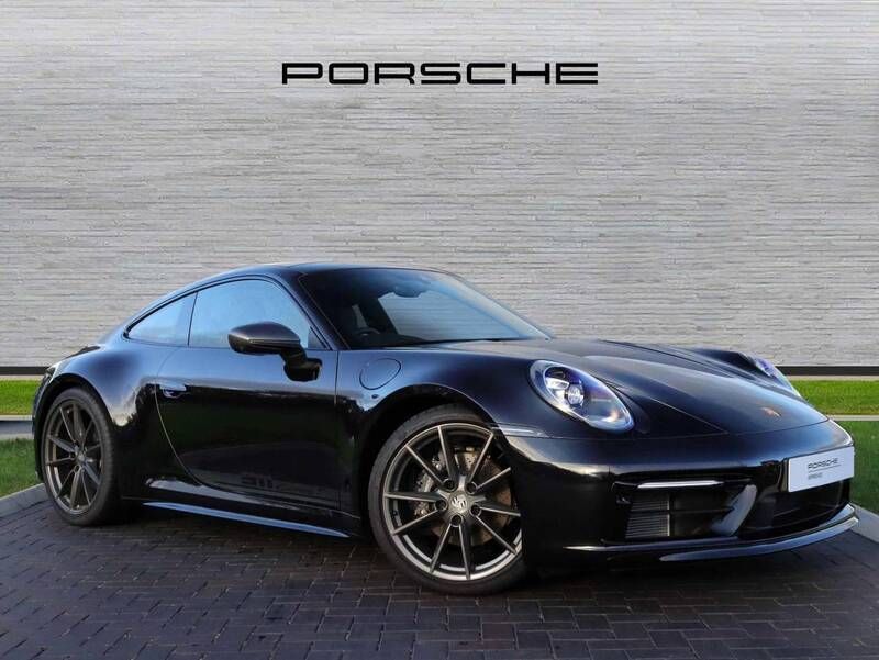 Jet black metallic Used 2024 Porsche 911 Carrera T | £111,500 - Image 1/4