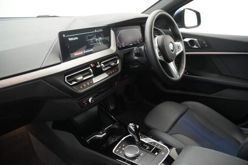 Used BMW 118 M Sport 136 HP (100 kW) 2023 Blue Hatchback