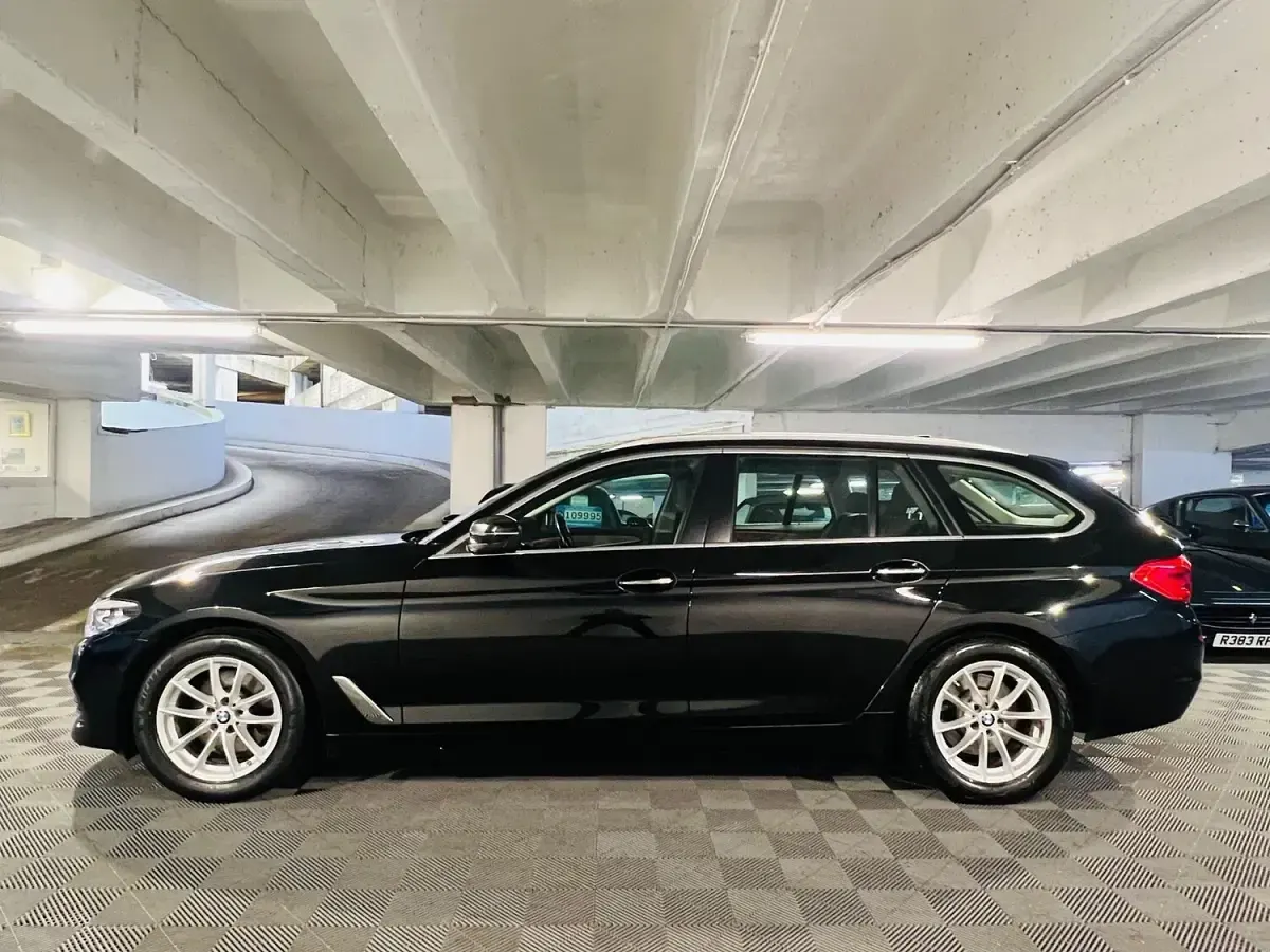 Used BMW 520 2018 Black Estate