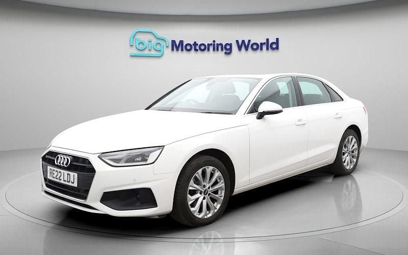 Used Audi A4 Comfort 150 HP (110 kW) 2022 White Sedan