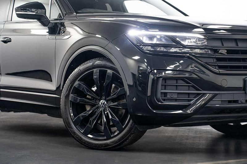 Used VW Touareg Black Edition 231 HP (169 kW) 2023 Black SUV