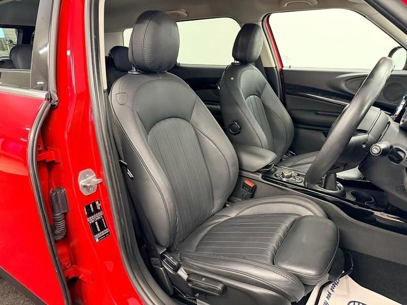 Used Mini Clubman Exclusive 192 HP (141 kW) 2019 Red Estate