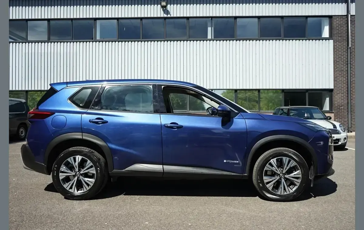 Used Nissan X-Trail Acenta 155 HP (114 kW) 2023 Blue SUV