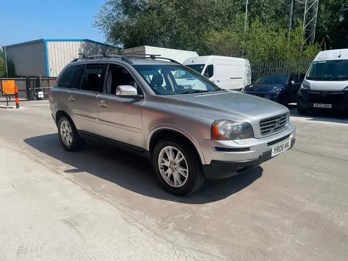 Used Volvo XC90 SE 182 HP (133 kW) 2008 Silver SUV