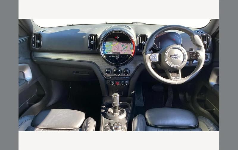 Used Mini Cooper S Countryman Comfort 178 HP (130 kW) 2024 Green SUV