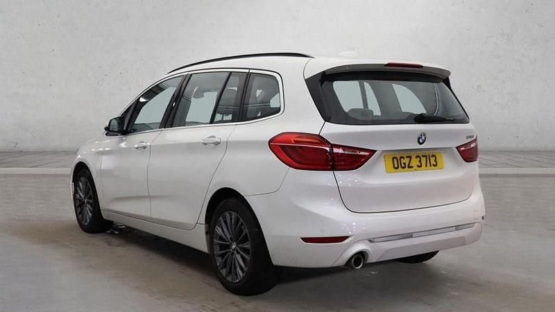 Used BMW 218 Luxury Line 140 HP (102 kW) 2019 White MPV