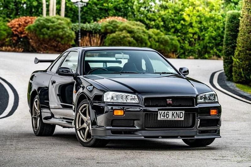 Used Nissan Skyline 2000