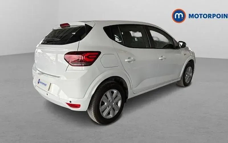 Used Dacia Sandero Expression 91 HP (66 kW) 2023 White Hatchback
