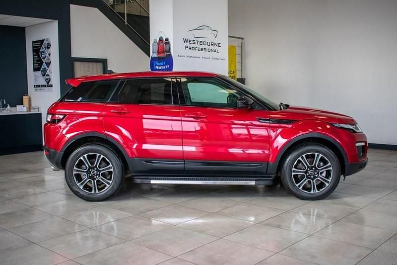 Used Land Rover Range Rover evoque SE 180 HP (132 kW) 2015 Red Estate