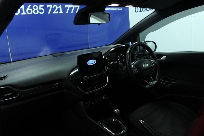 Used Ford Fiesta ST-Line 100 HP (73 kW) 2018 White Hatchback