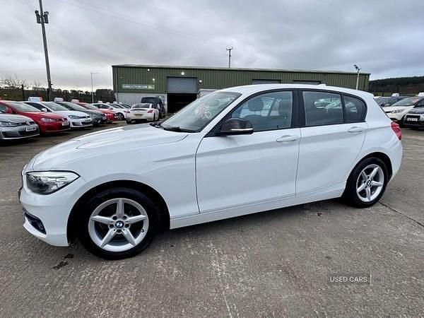 Used BMW 116 Sport Line 2017 White Hatchback