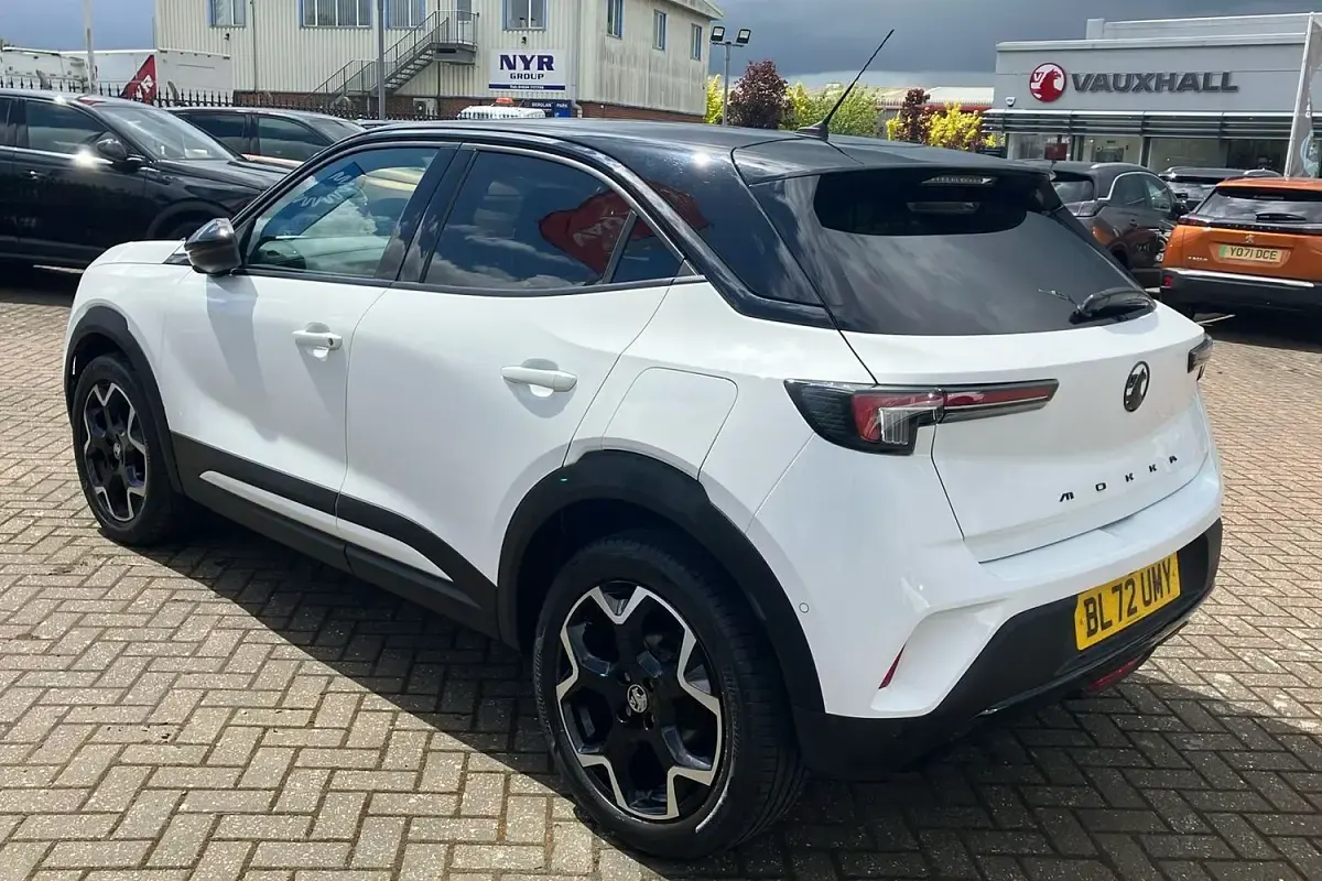 Used Vauxhall Mokka Ultimate 130 HP (95 kW) 2023 White SUV