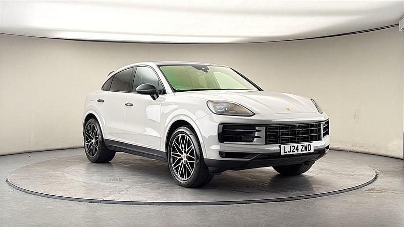 Used Porsche Cayenne 475 HP (349 kW) 2024 Crayon grey SUV