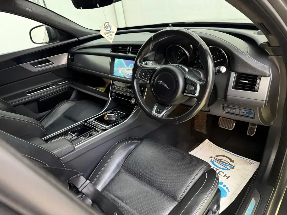 Used Jaguar XF R-Sport 250 HP (183 kW) 2018 Grey Sedan
